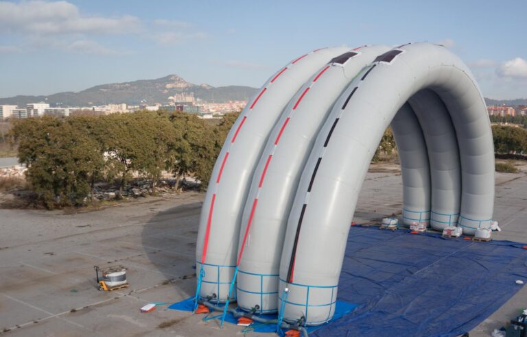 inflatable20shelter1 768x492